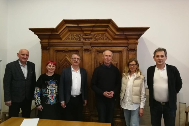 Picture of Faculty's representatives with Alexander Baranowski (NSAU)