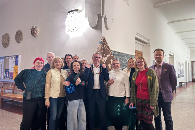 Staff with students who prepared Eco-tree 