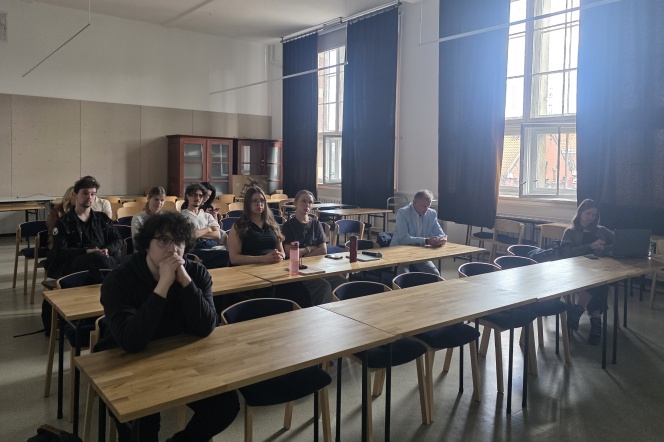 Otwarte spotkanie dotyczące adaptabilności przestrzeni zamieszkania w obiektach hotelowych