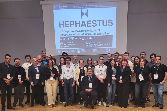 Mid-term meeting group photo