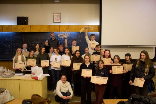 Zwycięzcy konkursu woodmaster sem 1 2026 zdjecie grrupowe