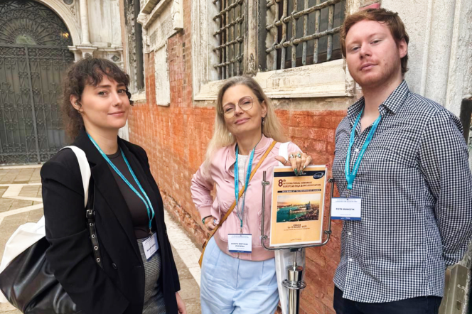 dr hab. inż. Dorota Martysiak-Żurowska, prof. uczelni, oraz doktoranci: mgr inż. Klaudia Tiszbein i mgr inż. Piotr Krawczyk