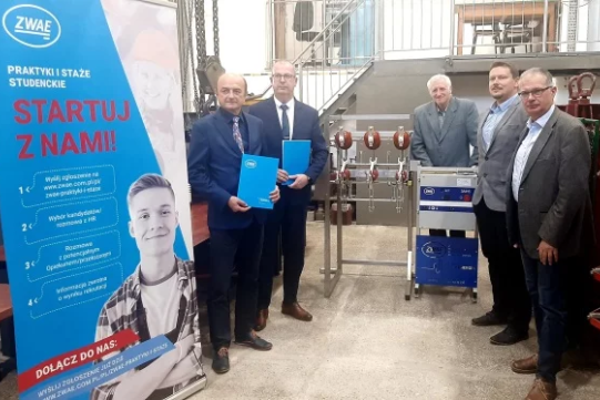 Przekazanie urządzeń laboratoryjnych.