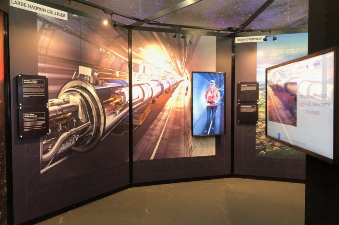 zdjęcie wnętrza wystawy