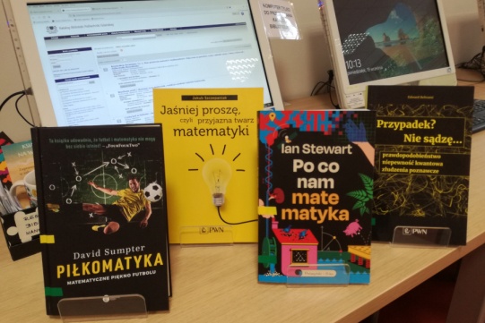 ekspozycja 4 książkek