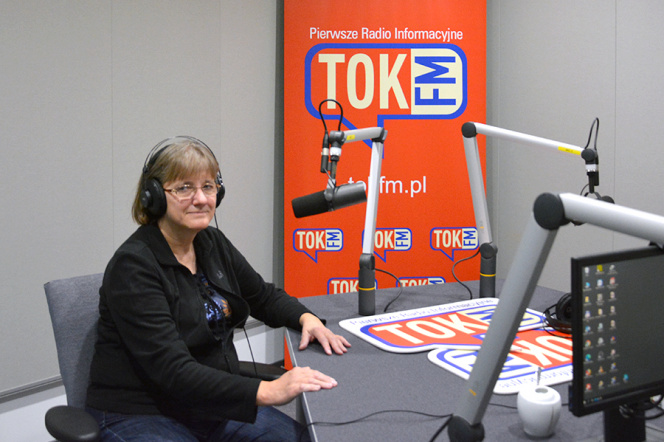 Prof. Maria Gazda w studiu radia TOK FM
