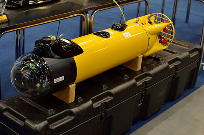 The photo shows the OPM GLUPTAK (Gannet) system intended for activities related to the identification and destruction of sea mines.