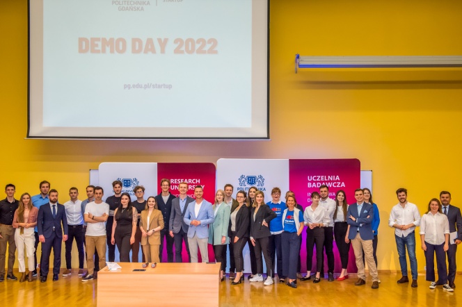 Uczestnicy Demo Day 2022 na Politechnice Gdańskiej