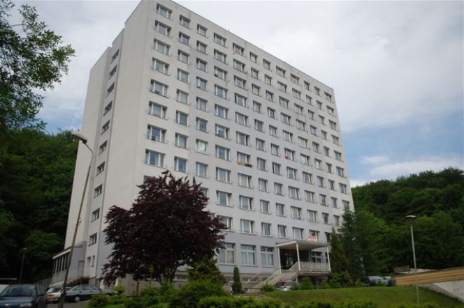 zdjęcie przedstawia budynek Domu Studenckiego nr 2 na ulicy Tragutta.