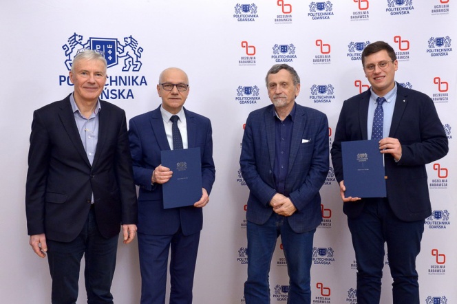 Podpisanie umowy licencyjnej między Politechniką Gdańską z spółką spin-off W2H2