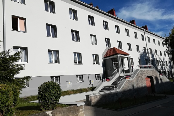 The photo shows dormitory no. 4.