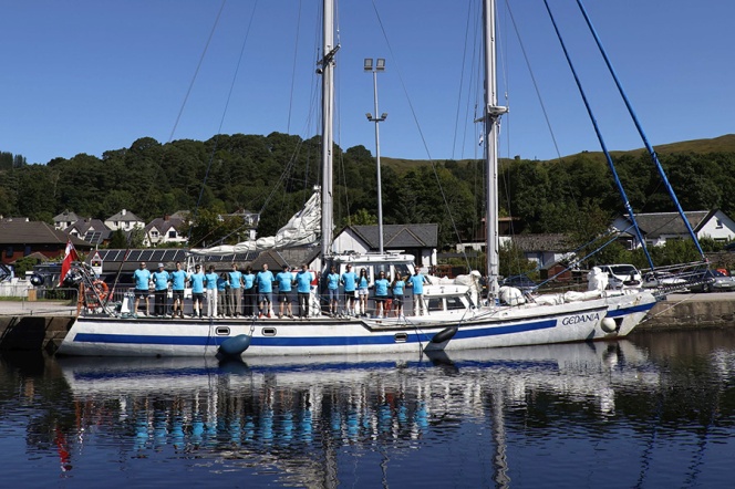 Załoga rejsu żaglowcem Gedania. Fot. materiały PG