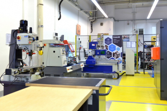 Na zdjęciu ProtoLab II w Gdańskim Parku Naukowo-Technologicznym. Fot. Krzysztof Krzempek / Politechnika Gdańska