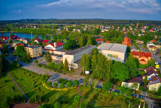 Widok Zespołu Szkół z lotu ptaka 