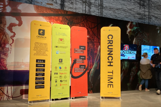 Hol wystawowy na biennale 