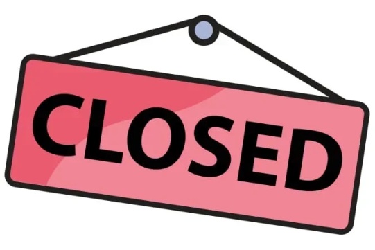 sign with text "CLOSED"