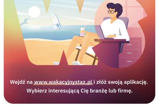 Na brązowymtle widać młoda kobietę w czarnhych okularach przeciwsłonecznych pijących napój ze słomka i siedzącą na leżaku. Dodatkow na plakacie znajdują się informacje dotyczące projektu