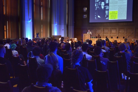 zdjęcie z wykładów naukowców