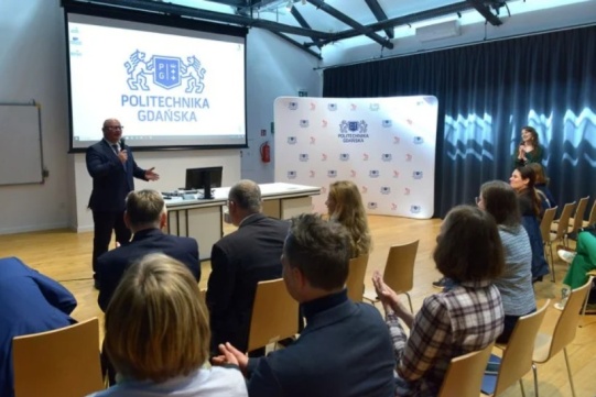 Szwajcarsko-polska współpraca na PG. Na zdjęciu wystąpienie prof. Krzysztofa Wildego, rektora PG. Fot. Krzysztof Krzempek/PG