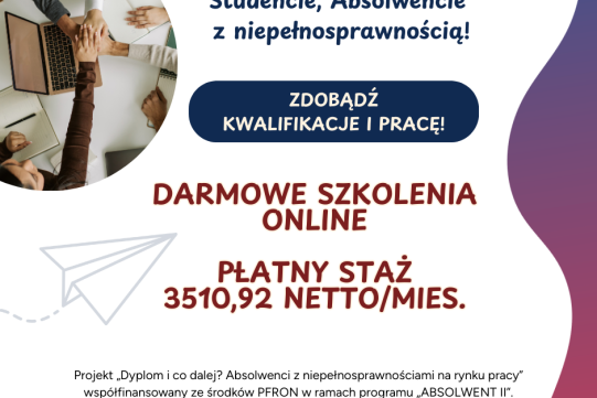 Na zdjęciu absolwentka oraz informacja o projekcie