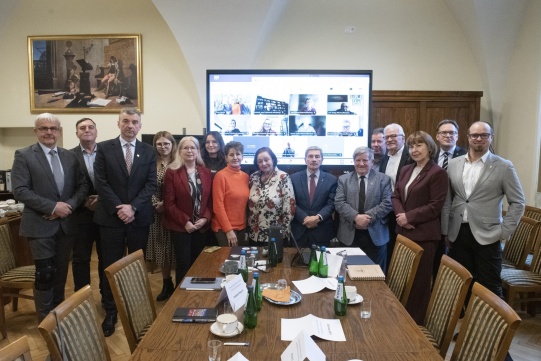 Na zdjęciu uczestnicy spotkania