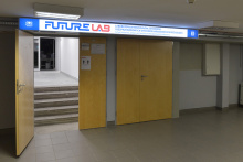 Wejście do nowego laboratorium 