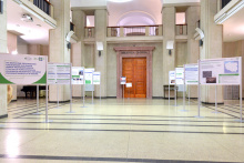 Wystawę dotyczącą odpadów promieniotwórczych można oglądać w holu przed Biblioteką Główną PG. Fot. Krzysztof Krzempek / Politechnika Gdańska