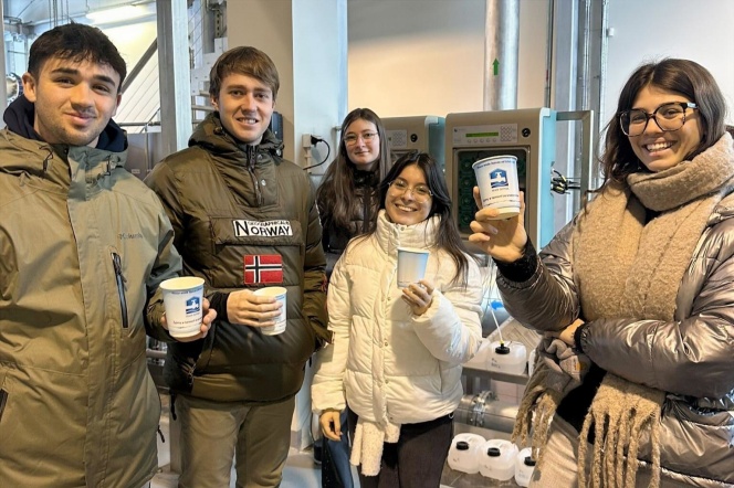 Studenci Erasmus na wizycie studyjnej w Stacji Uzdatniania Wody „Cedron”