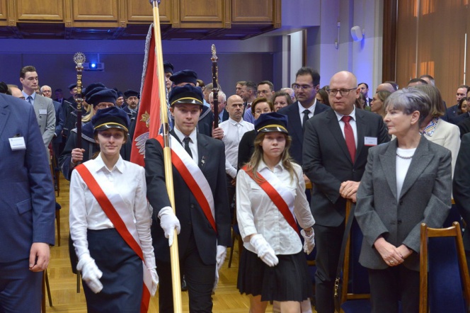 Promocje akademickie: wyróżnienia dla WILiŚ podczas posiedzenia Senatu PG 