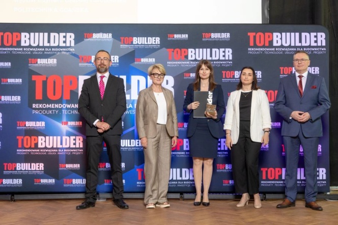 odebranie statuetki TOPBUILDER