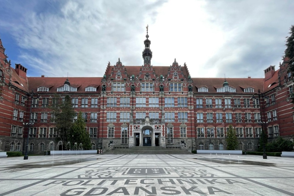 Seminar on Floating Dock Digital Twin and co-operation between Gdańsk Tech and University of Stavanger