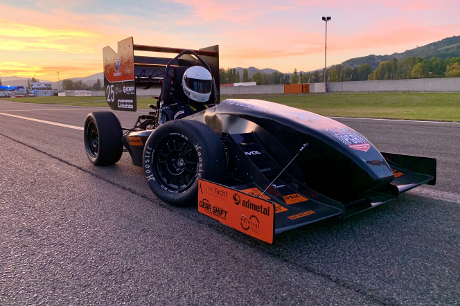 Gdańsk Tech students’ racing car ends the season with success in the Formula Student competition