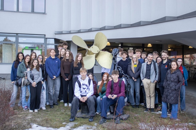 Fundacja Inspirujące Przykłady z wizytą na WIMiO. Odwiedzili nas uczniowie z Bytowa