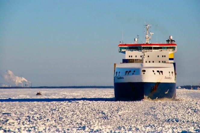 Studenci z koła WiR współautorami artykułu naukowego w prestiżowym "Ocean Engineering"