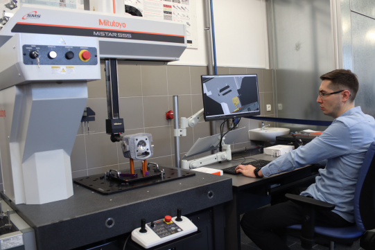 Zmierzą tutaj... wszystko! Na WIMiO otwarto nowoczesne laboratorium metrologiczne