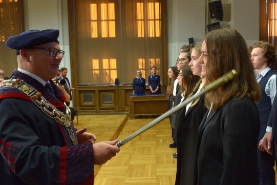 „Rok akademicki uważam za otwarty”. Inauguracyjne posiedzenie Senatu PG