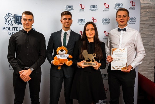 Studenci z PGRacing Team wyróżnieni w plebiscycie "Złote Lwiątka"!