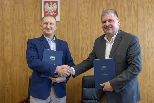 Nowe możliwości rozwoju dla studentów. Współpraca WIMiO z DNV 