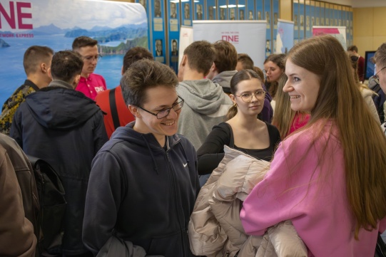TRANSPORTER znów na WIMiO. Branża TSL otwiera drzwi dla studentów