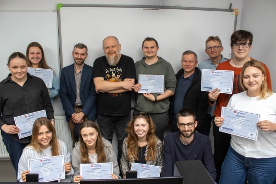Zakończenie 2. edycji kursu z Cadmatic Hull. Studenci otrzymali certyfikaty