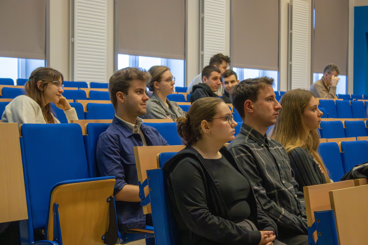 Najlepsze zespołowe projekty badawcze. Studenci nagrodzeni podczas inauguracji