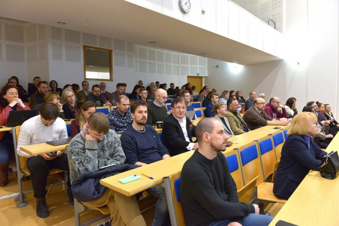 sala podczas spotkania ws. grantów